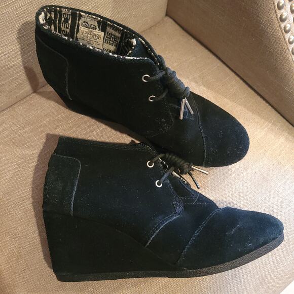 TOMS Womens Desert Wedge Black Suede Wedge Lace-Up Ankle Bootie Mid Heel Boot✨️9 - Picture 5 of 12